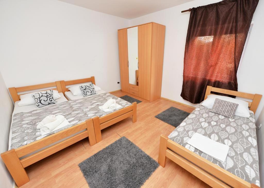 Apartments Rem Новаля Екстериор снимка
