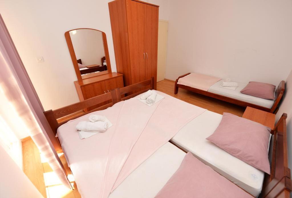 Apartments Rem Новаля Екстериор снимка